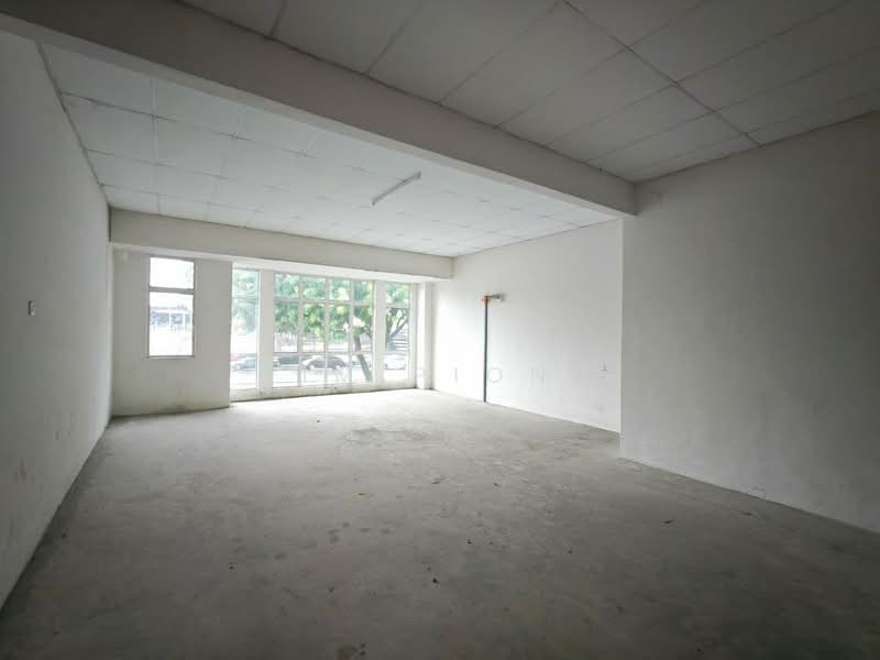 Kedai / Pejabat untuk Dijual di Cheng (Melaka) - Tim Piong - Interior - PropertyGuru.com.my