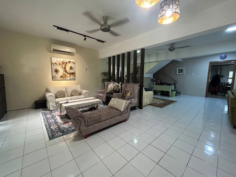 2-storey Terraced House for Sale in Subang Bestari (Shah Alam) - Muin Mn - Living Room - PropertyGuru.com.my