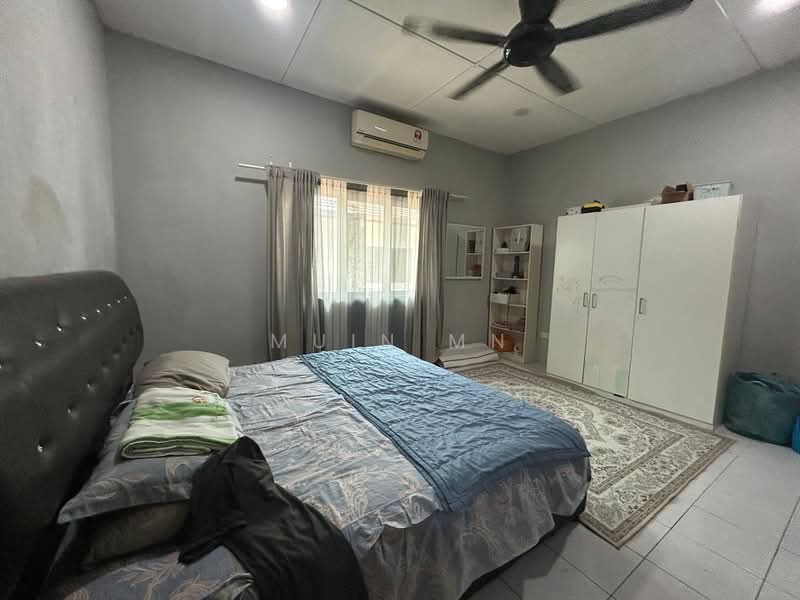 2-storey Terraced House for Sale in Subang Bestari (Shah Alam) - Muin Mn - Bedroom - PropertyGuru.com.my
