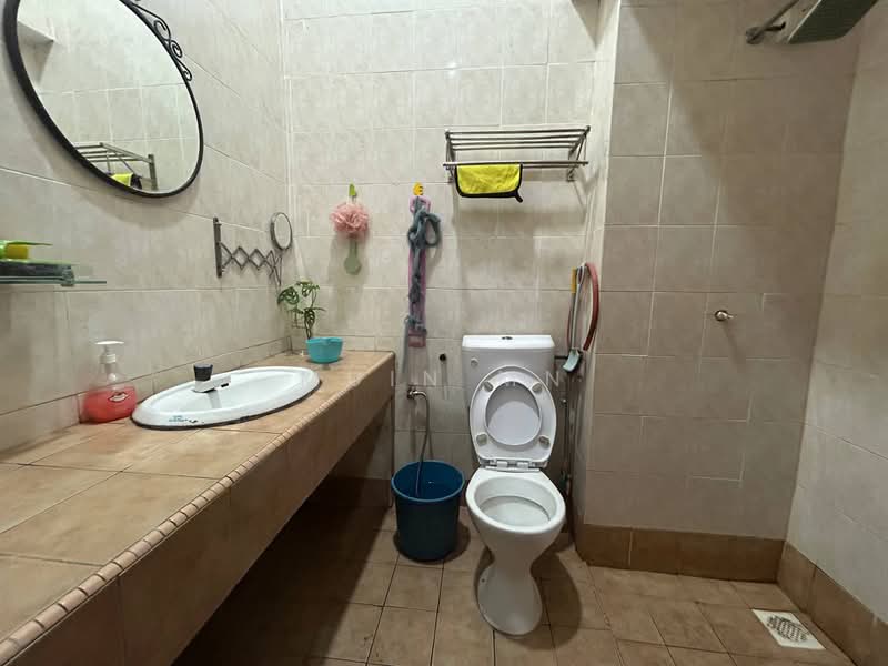 2-storey Terraced House for Sale in Subang Bestari (Shah Alam) - Muin Mn - Bathroom - PropertyGuru.com.my