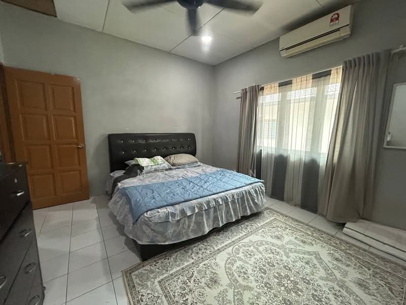 2-storey Terraced House for Sale in Subang Bestari (Shah Alam) - Muin Mn - Bedroom - PropertyGuru.com.my
