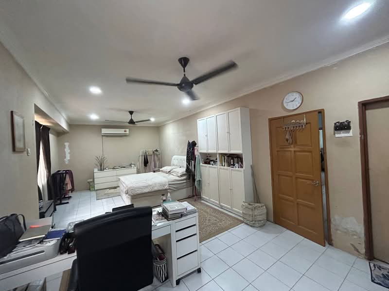 2-storey Terraced House for Sale in Subang Bestari (Shah Alam) - Muin Mn - Bedroom - PropertyGuru.com.my
