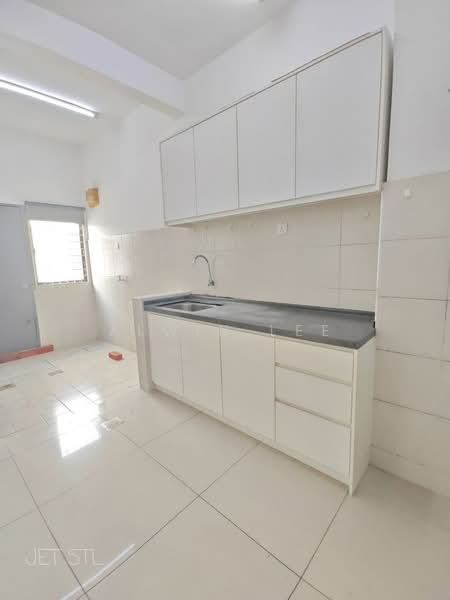 Rumah Teres 2 Tingkat untuk Dijual di Setia Indah 12 (Setia Alam) - Alwin Lee - Kitchen - PropertyGuru.com.my