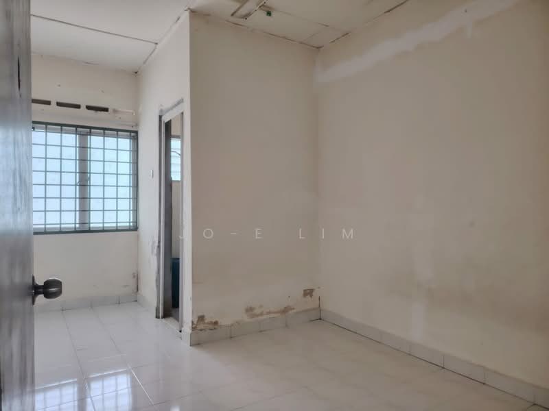1-storey Terraced House for Sale in Bandar Seri Ehsan (Tanjong Duabelas) - Jo-e Lim - Interior - PropertyGuru.com.my