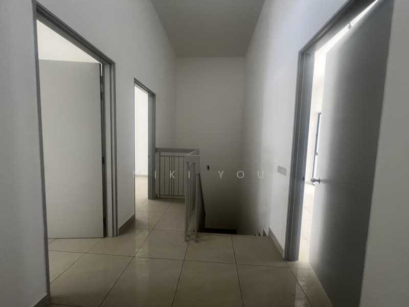 2-storey Terraced House for Rent in Bandar Rimbayu (Telok Panglima Garang) - Miki You - Corridor - PropertyGuru.com.my