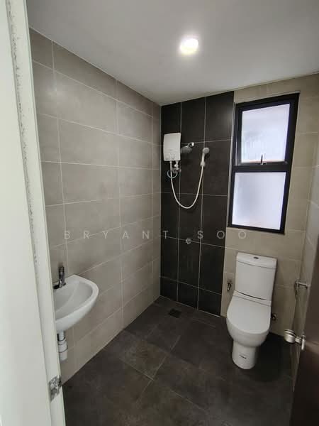 Kondominium untuk Disewa di Lido Residency - Bryant Soo - Bathroom - PropertyGuru.com.my
