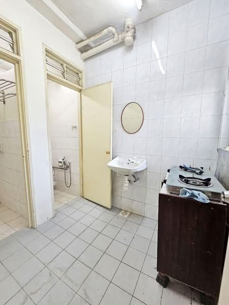 Apartment for Sale at Pangsapuri Suria - Mohd Nazri Roslan - PropertyGuru.com.my
