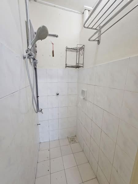 Apartment for Sale at Pangsapuri Suria - Mohd Nazri Roslan - PropertyGuru.com.my