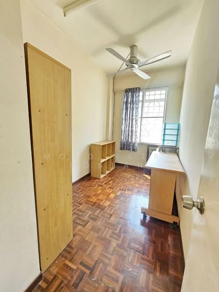 Apartment for Sale at Pangsapuri Suria - Mohd Nazri Roslan - PropertyGuru.com.my