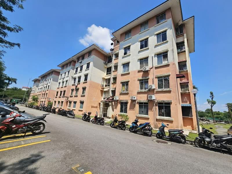 Apartment for Sale at Pangsapuri Suria - Mohd Nazri Roslan - PropertyGuru.com.my