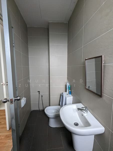 Condominium for Rent at 7 Tree Seven Residence - Muhammad Zulkarnain Nur Salim - Bathroom - PropertyGuru.com.my