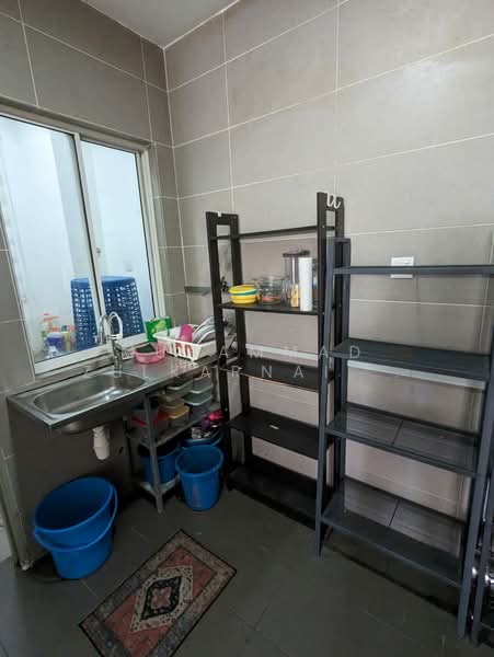 Condominium for Rent at 7 Tree Seven Residence - Muhammad Zulkarnain Nur Salim - Kitchen - PropertyGuru.com.my
