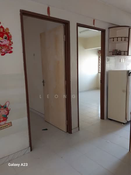Flat for Sale at Farlim 4 - Leong . - Kitchen - PropertyGuru.com.my