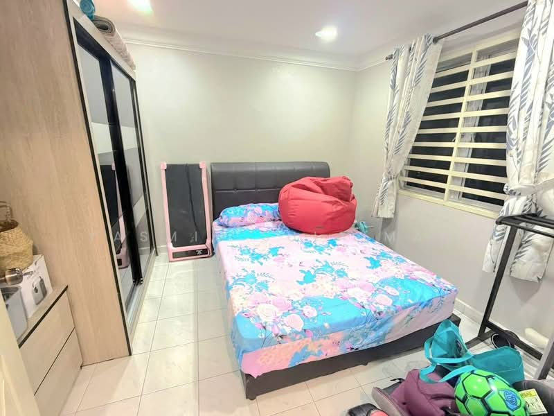 Rumah Teres untuk Dijual di Taman Seri Sementa (Kapar) - Yasmin Sulaiman - Bedroom - PropertyGuru.com.my