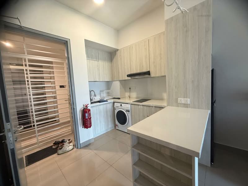 Servis Apartment untuk Disewa di 121 Residences - Leon Fang - Kitchen - PropertyGuru.com.my