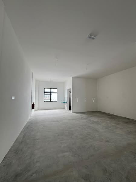 Shop / Office for Rent in Eco Business Park 2 Senai (Senai) - Jesy Tey - Interior - PropertyGuru.com.my