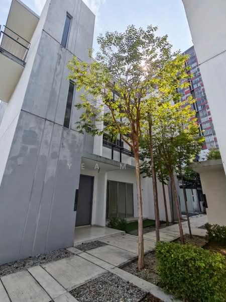 Kondominium untuk Dijual di Elevia Residences - Yea Mey - Exterior - PropertyGuru.com.my