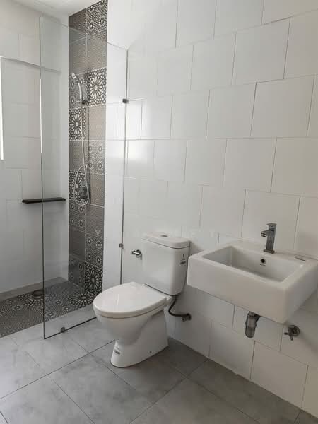 Kondominium untuk Dijual di Elevia Residences - Yea Mey - Bathroom - PropertyGuru.com.my