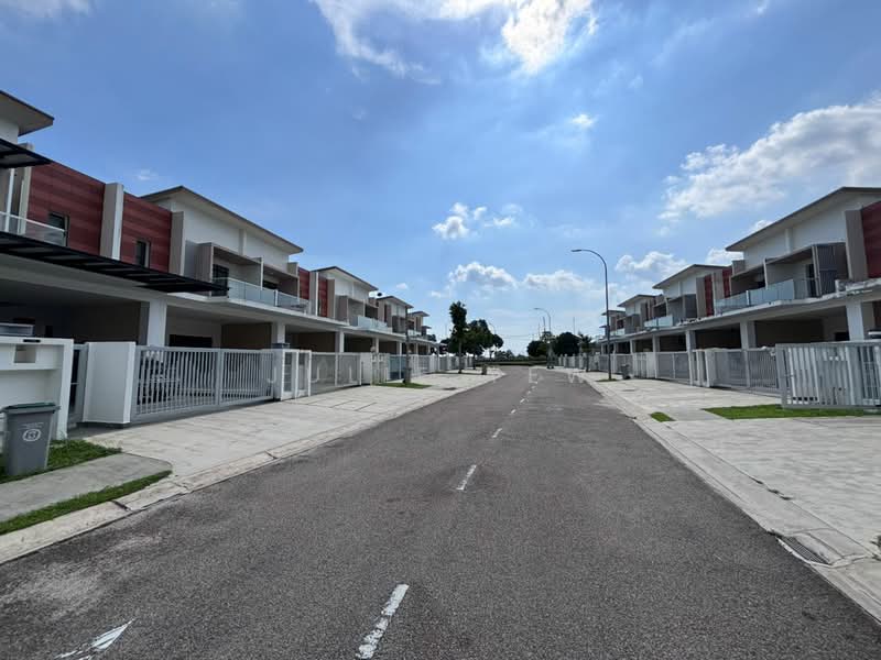 Rumah Teres 2 Tingkat untuk Dijual di Iskandar Puteri (Nusajaya) (Johor) - Julie Yew - Exterior - PropertyGuru.com.my