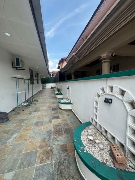 Semi-Detached House for Rent in Taman Perling (Perling) - Carolyn Goh - PropertyGuru.com.my