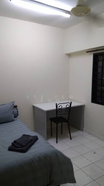 Condominium for Rent at Vista Komanwel C - Yee Yew Kho - Bedroom - PropertyGuru.com.my