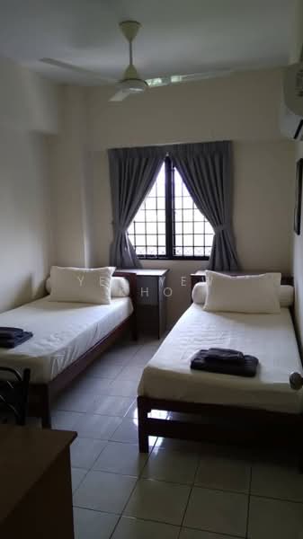 Condominium for Rent at Vista Komanwel C - Yee Yew Kho - Bedroom - PropertyGuru.com.my