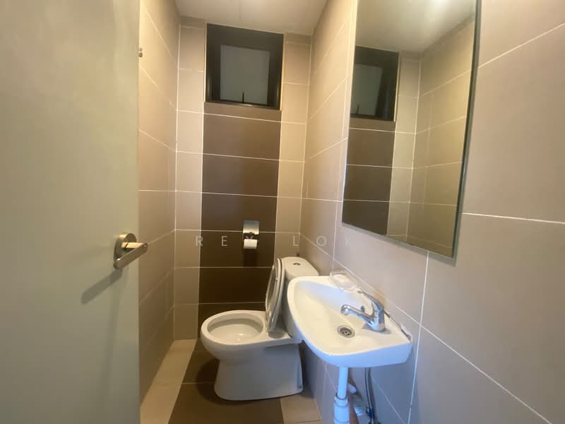 Servis Apartment untuk Disewa di Glomac Centro Service Apartment - Rex Lok - Bathroom - PropertyGuru.com.my