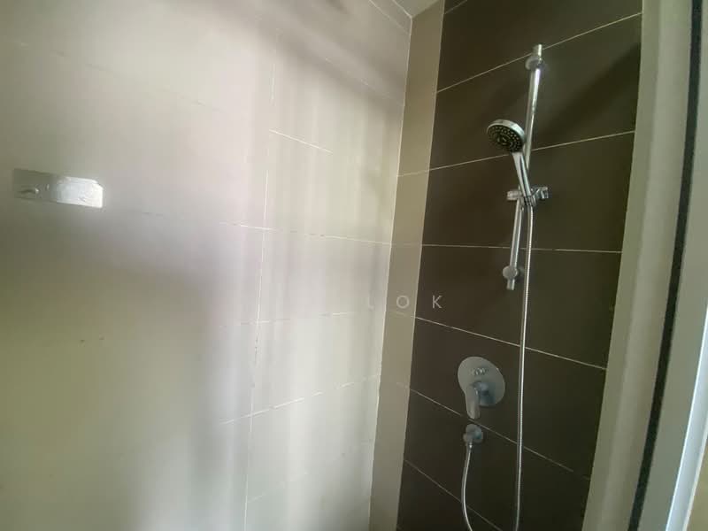 Servis Apartment untuk Disewa di Glomac Centro Service Apartment - Rex Lok - Bathroom - PropertyGuru.com.my