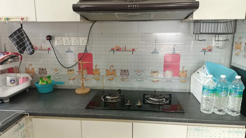 Service Residence for Sale at Larkin Heights - April Chin - Kitchen - PropertyGuru.com.my