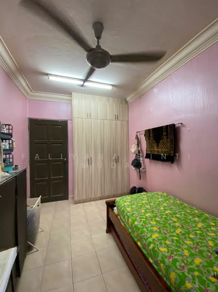 Rumah Flat untuk Dijual di Pangsapuri Sri Meranti - Faliyana binti Muda - PropertyGuru.com.my