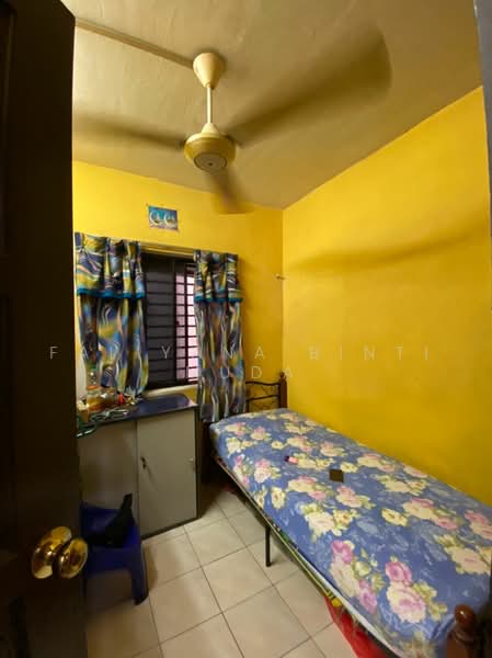 Rumah Flat untuk Dijual di Pangsapuri Sri Meranti - Faliyana binti Muda - PropertyGuru.com.my