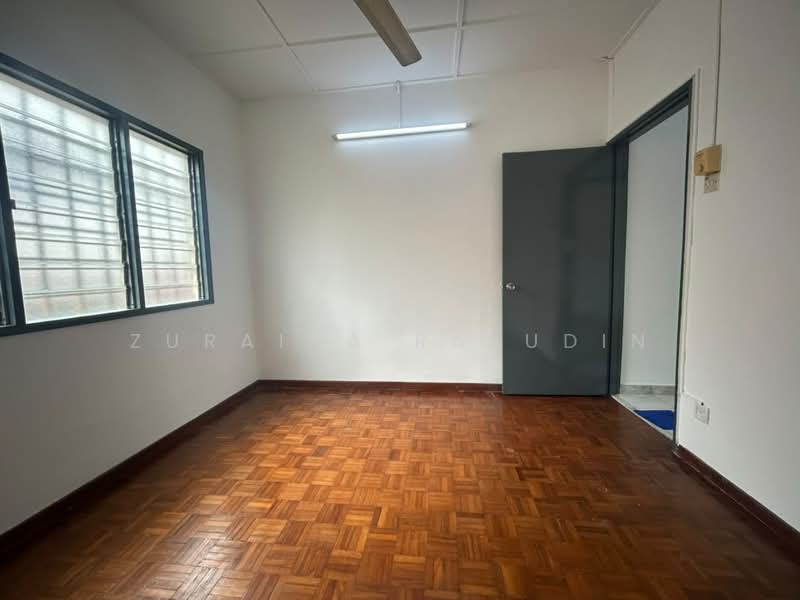 Rumah Teres 2 Tingkat untuk Dijual di Taman Sri Gombak (Gombak) - Zuraina Rajudin - Interior - PropertyGuru.com.my