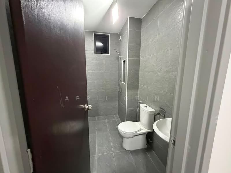 Apartment for Rent at KSL Bukit Gemilang - April Chin - Bathroom - PropertyGuru.com.my