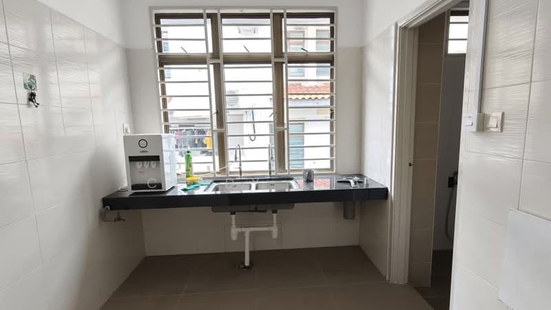 2-storey Terraced House for Sale in Taman Dato Onn (Johor Bahru) - Cendy Chau - Kitchen - PropertyGuru.com.my