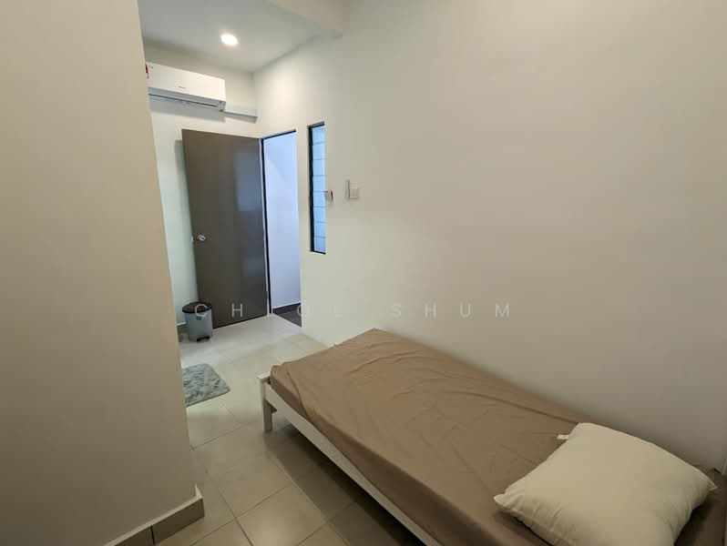 Servis Apartment untuk Disewa di SkyVille 8 @ Benteng 8 - Chloe Shum - Bedroom - PropertyGuru.com.my