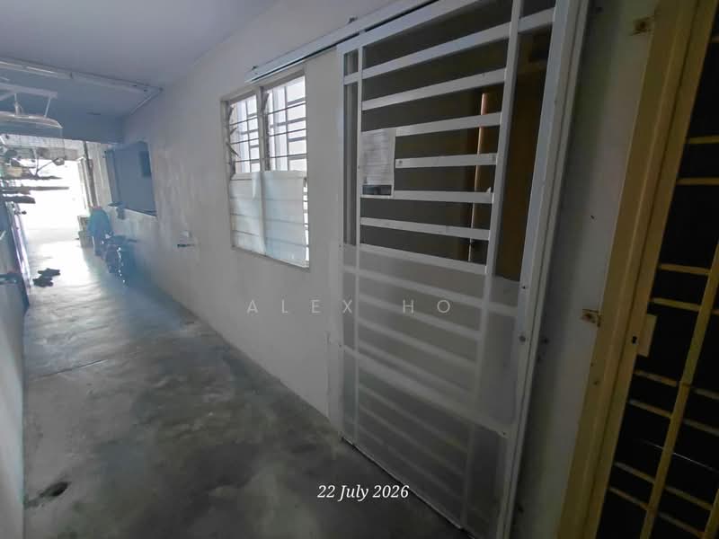 Flat for Sale at Desa Pinang 2 - Alex Ho - Corridor - PropertyGuru.com.my