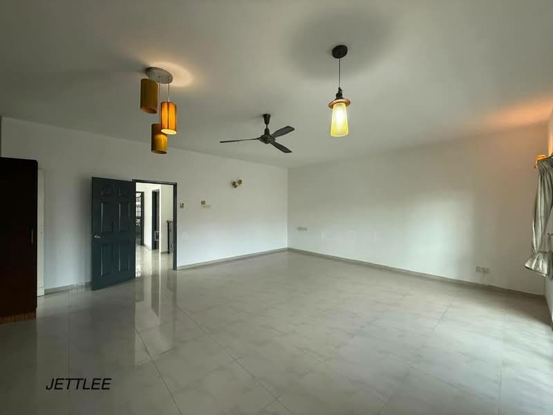 Rumah Berkembar untuk Dijual di Taman Saga 2 (Klang) - Daniel Kok - Living Room - PropertyGuru.com.my