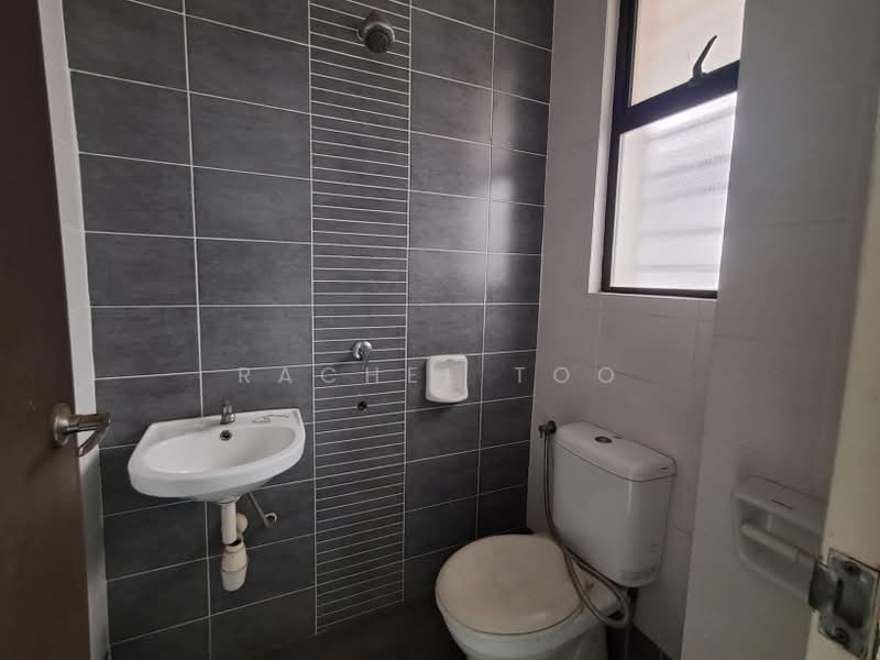 2-storey Terraced House for Sale in Alam Impian (Shah Alam) - Rachel Too - Bathroom - PropertyGuru.com.my