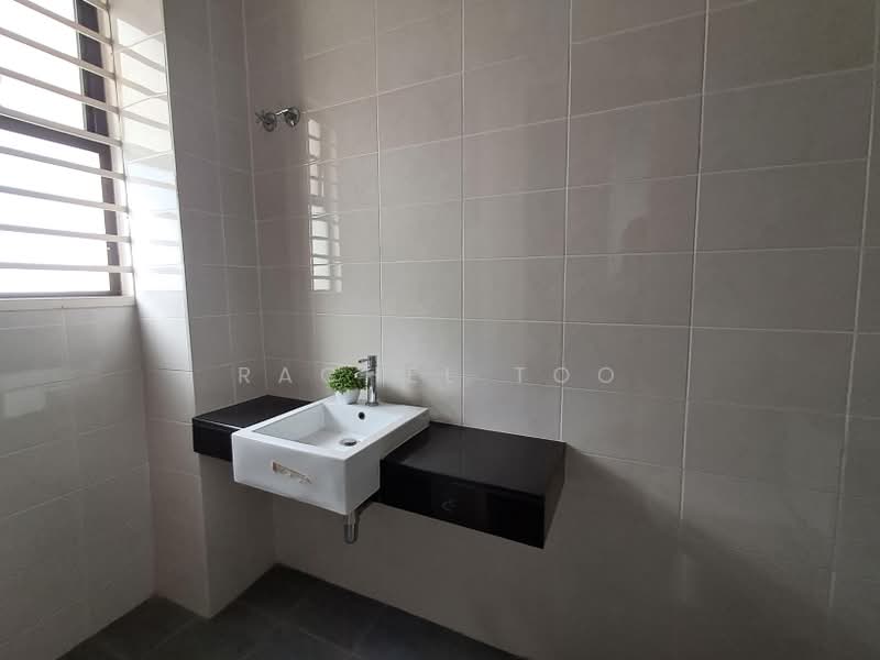 2-storey Terraced House for Sale in Alam Impian (Shah Alam) - Rachel Too - Bathroom - PropertyGuru.com.my