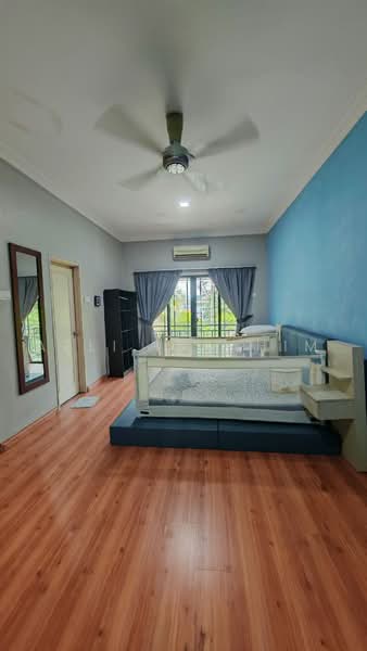 Rumah Berkembar untuk Dijual di Seksyen 9 (Bangi) - Azli Ibrahim - Bedroom - PropertyGuru.com.my