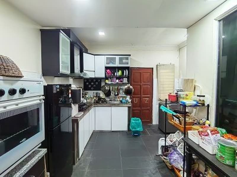 Rumah Teres 2 Tingkat untuk Dijual di Bukit Sentosa (Rawang) - Zann Fauzan - Kitchen - PropertyGuru.com.my