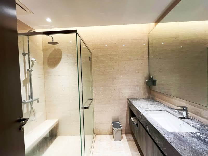 Servis Apartment untuk Disewa di Marriott Residence @ Gurney - Jerry Tan - Bathroom - PropertyGuru.com.my