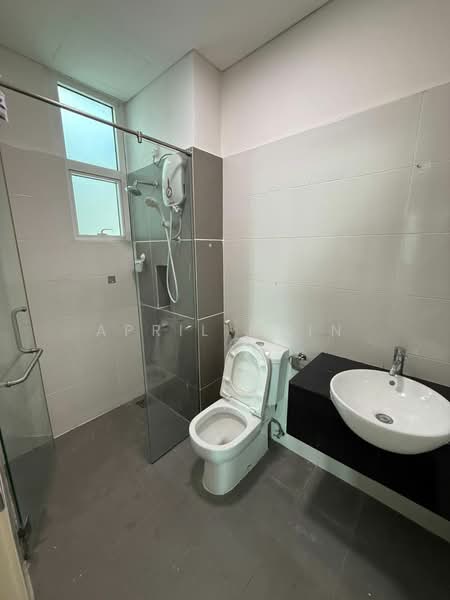 Kondominium untuk Disewa di One Medini - April Chin - Bathroom - PropertyGuru.com.my
