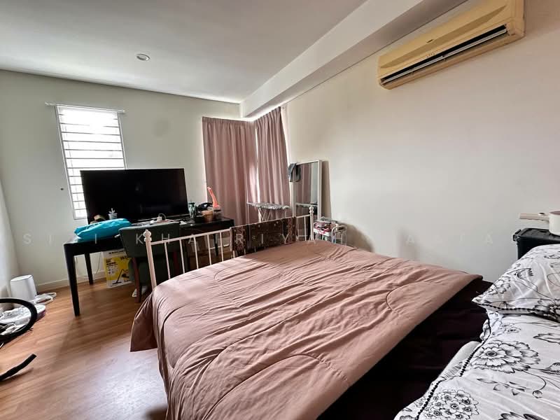 Bungalow House for Sale in Seksyen 4 (Shah Alam) - SITI KHAIRIYAH JAAFAR - PropertyGuru.com.my