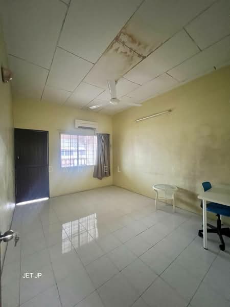 Rumah Teres 2 Tingkat untuk Dijual di Taman Kim Chuan (Klang) - Daniel Kok - Interior - PropertyGuru.com.my