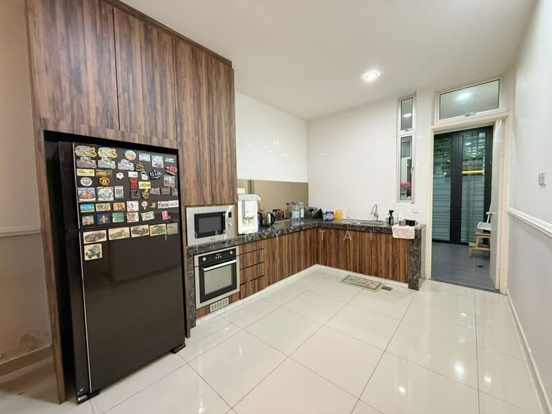 Rumah Teres 2-Tingkat untuk Dijual di Taman Eco Cascadia (Tebrau) - Tommy Tai - Kitchen - PropertyGuru.com.my