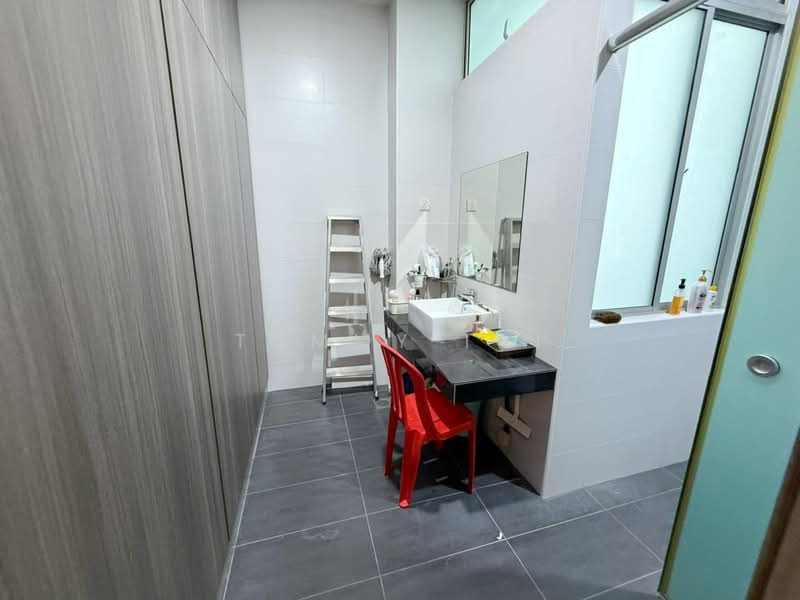 Rumah Teres 2-Tingkat untuk Dijual di Taman Eco Cascadia (Tebrau) - Tommy Tai - Bathroom - PropertyGuru.com.my