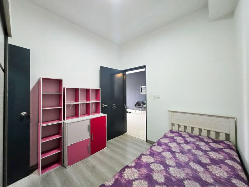 Condominium for Sale at The Holmes 2 - Zul Syafiq - Bedroom - PropertyGuru.com.my