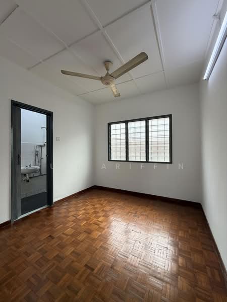 Rumah Teres 2 Tingkat untuk Dijual di Batu Caves (Selangor) - ZULL ARIFFIN - Interior - PropertyGuru.com.my