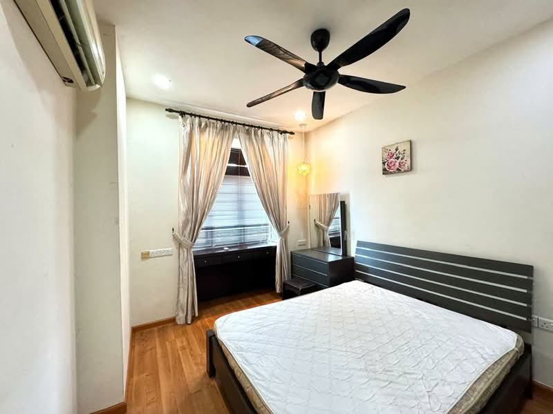 Kondominium untuk Disewa di Bayswater Resort Condominium - Alex Lim - Bedroom - PropertyGuru.com.my